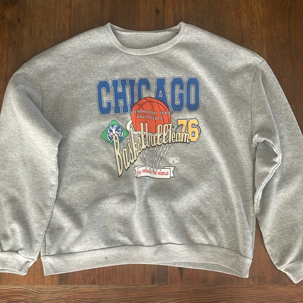 Shein Size Large Women’s Graphic Sweatshirt